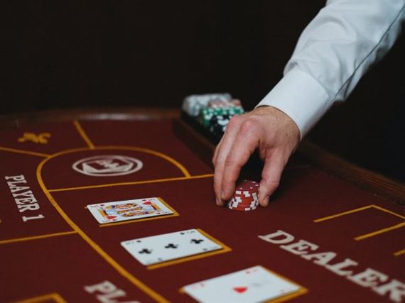 Poker Equipment Near Me: The Best Places to Buy